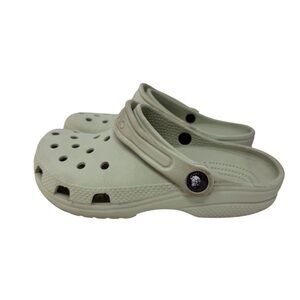 CROCS classic slip on clog pastel sage green size youth/J2 see photos